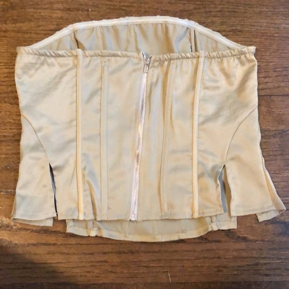 Metallic Muted Sage Textured Satin Split-Hem Ribbed Corset - Picture 4 of 6